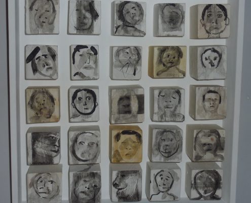 Faces, 32x33cm